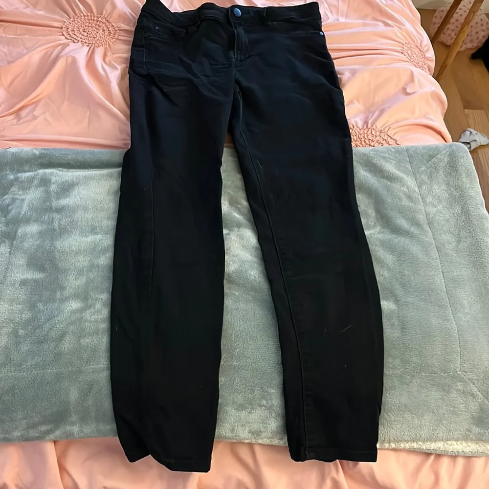 Jeans - Picture 1 of 1